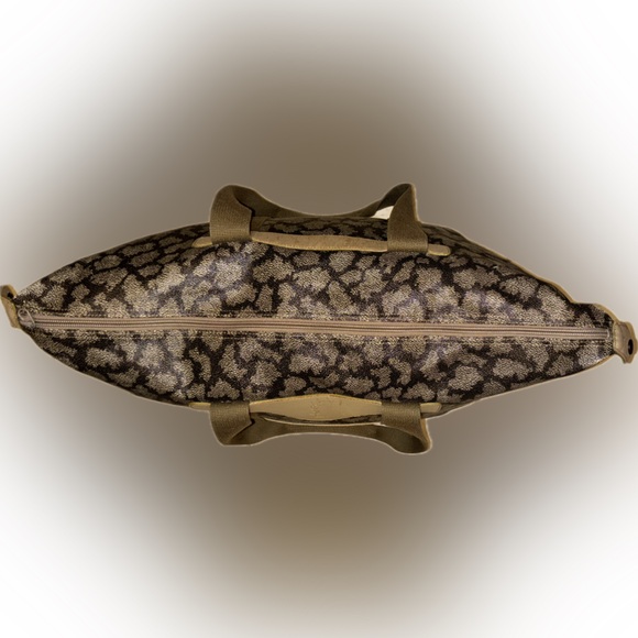 Yves Saint Laurent Duffle Bag - Picture 8 of 16